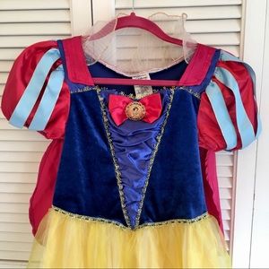 Disney Princess Snow White Halloween Costume
